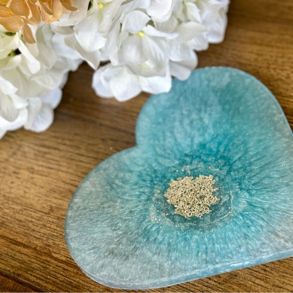 Silky Swirl Blue with Crushed Glitter Heart Decor ~ Tray ~ Platter - Picture 7 of 7